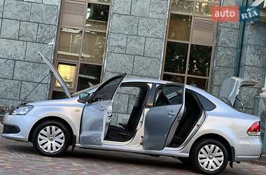 Седан Volkswagen Polo 2011 в Одесі