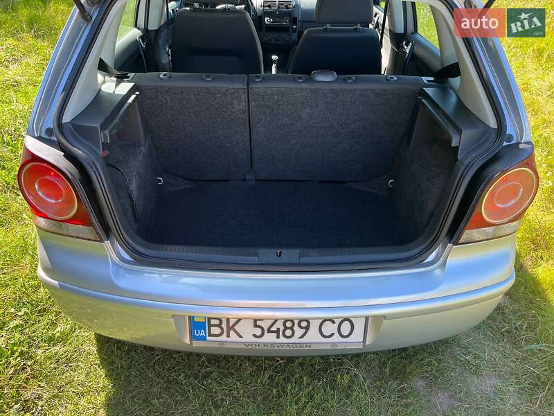 Хетчбек Volkswagen Polo 2005 в Костопілі