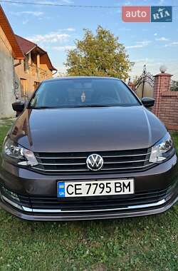 Седан Volkswagen Polo 2018 в Чернівцях
