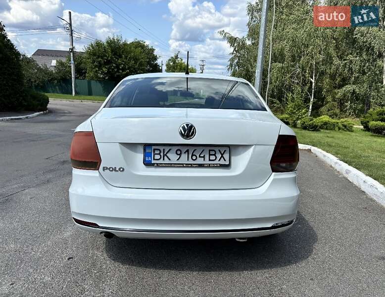 Седан Volkswagen Polo 2017 в Киеве