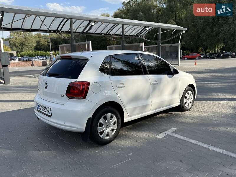 Хетчбек Volkswagen Polo 2013 в Хмельницькому