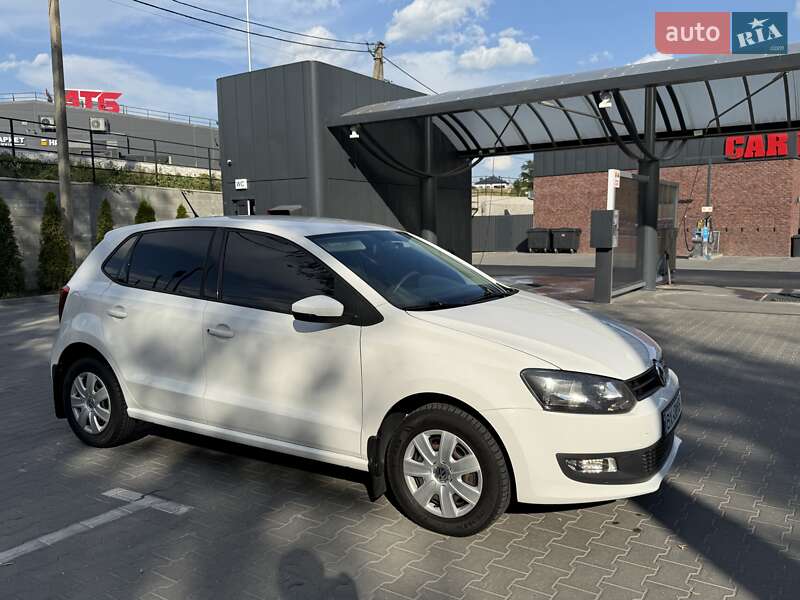 Хетчбек Volkswagen Polo 2013 в Хмельницькому