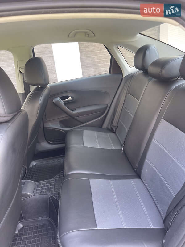 Седан Volkswagen Polo 2018 в Дніпрі