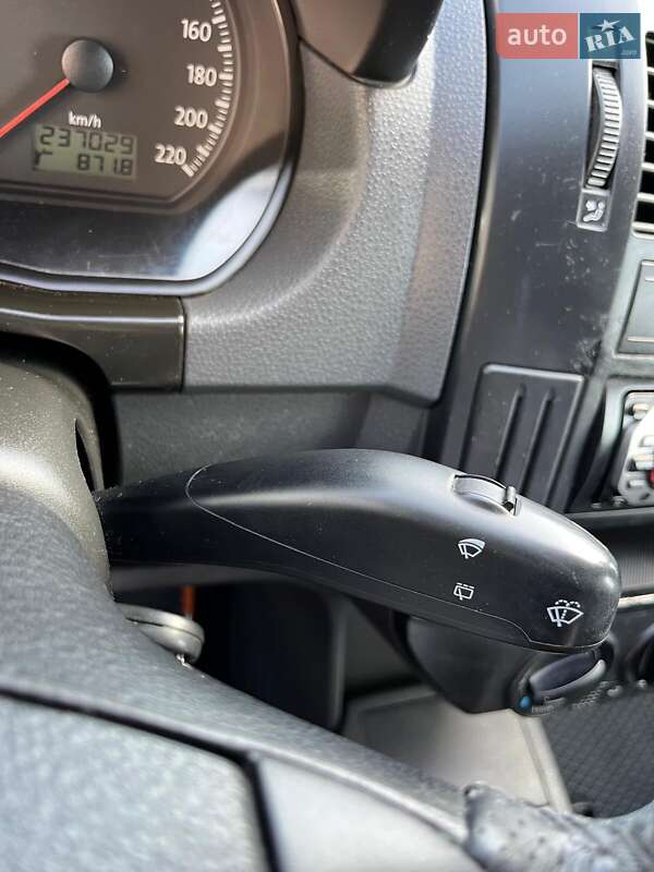 Хэтчбек Volkswagen Polo 2008 в Стрые