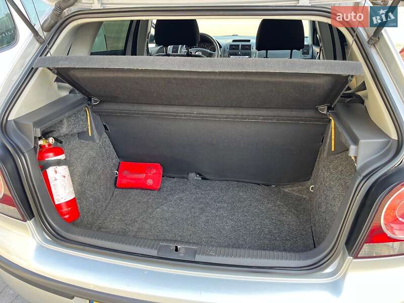 Хэтчбек Volkswagen Polo 2008 в Стрые