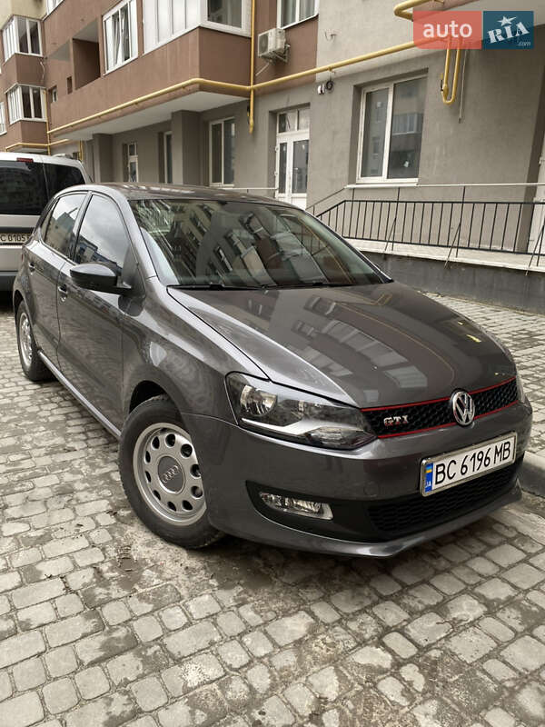 Хэтчбек Volkswagen Polo 2010 в Львове
