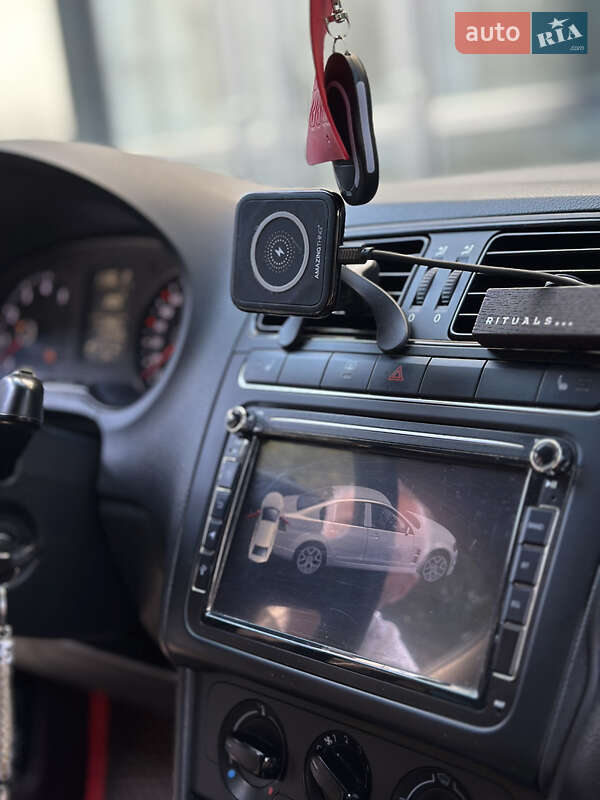 Хэтчбек Volkswagen Polo 2013 в Ровно