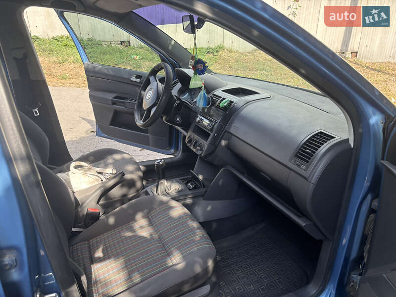 Хетчбек Volkswagen Polo 2006 в Тернівці