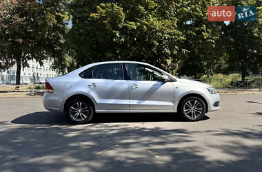 Седан Volkswagen Polo 2011 в Києві
