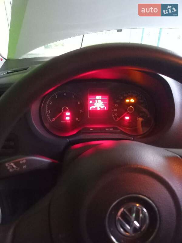Седан Volkswagen Polo 2012 в Саврані