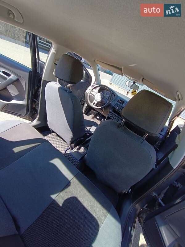 Седан Volkswagen Polo 2012 в Чернігові