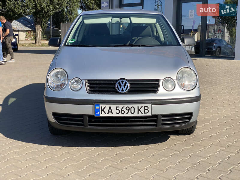 Хэтчбек Volkswagen Polo 2003 в Киеве