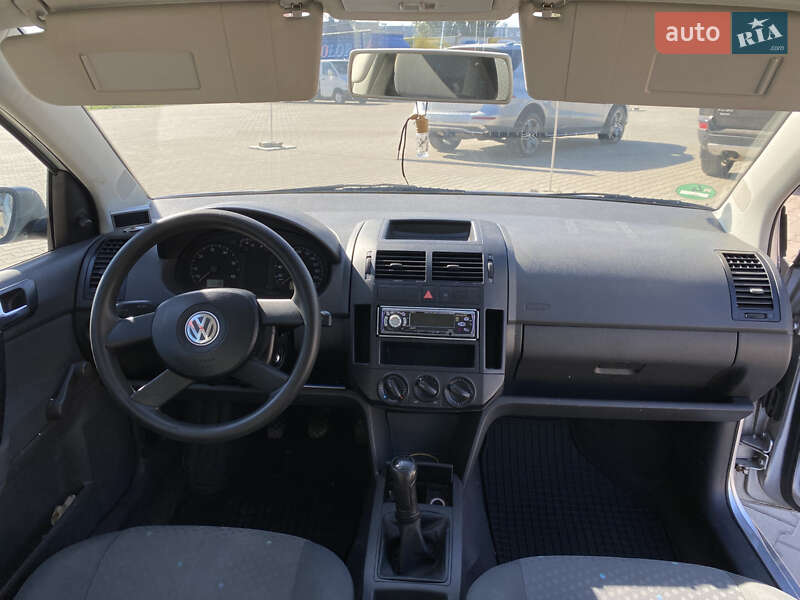 Хэтчбек Volkswagen Polo 2003 в Киеве