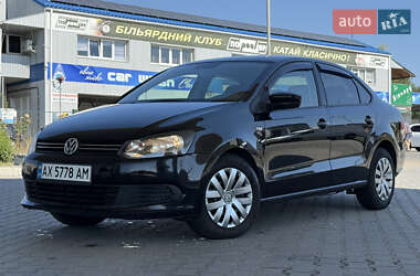 Седан Volkswagen Polo 2012 в Хмельницком