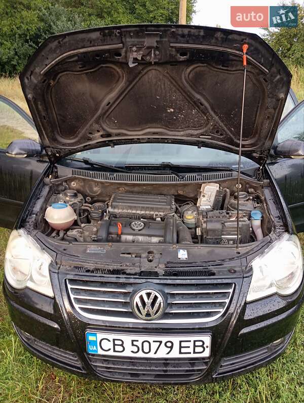 Хетчбек Volkswagen Polo 2006 в Чернігові