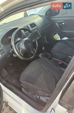 Седан Volkswagen Polo 2012 в 