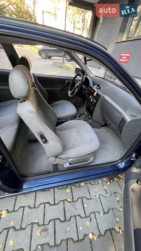 Хэтчбек Volkswagen Polo 1998 в Черновцах