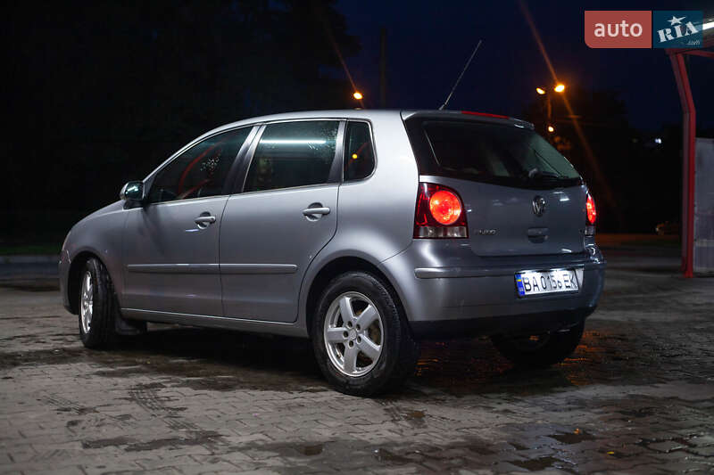 Хэтчбек Volkswagen Polo 2007 в Луцке