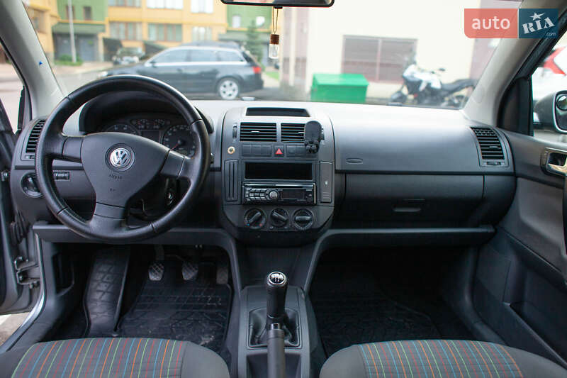 Хэтчбек Volkswagen Polo 2007 в Луцке