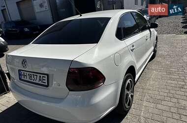 Седан Volkswagen Polo 2012 в 