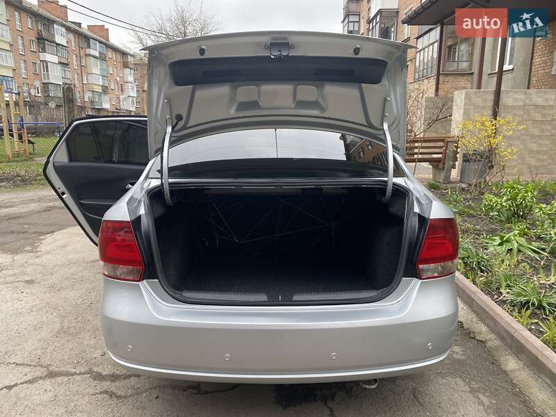 Седан Volkswagen Polo 2013 в Казатине