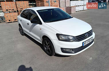 Седан Volkswagen Polo 2016 в Дніпрі