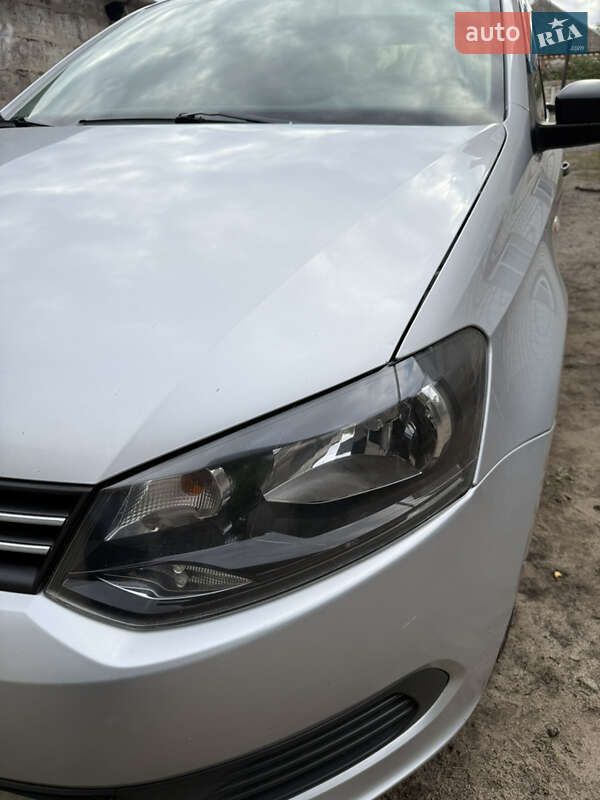 Седан Volkswagen Polo 2011 в Харькове