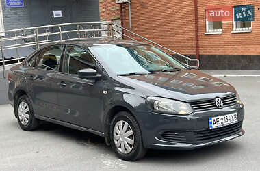 Седан Volkswagen Polo 2012 в Днепре
