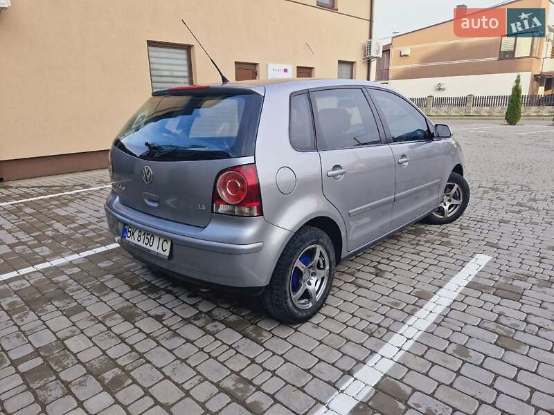 Хетчбек Volkswagen Polo 2008 в Рівному