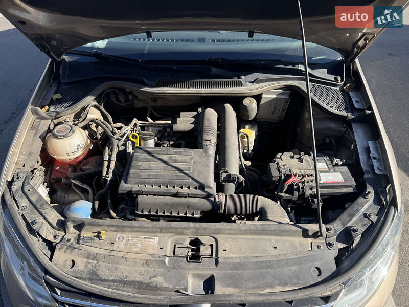 Седан Volkswagen Polo 2018 в Вишневому