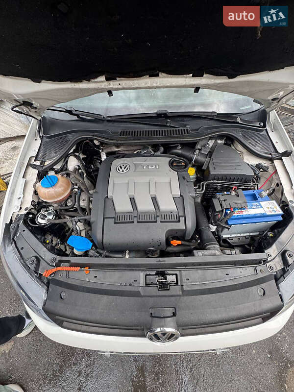 Хэтчбек Volkswagen Polo 2011 в Киеве