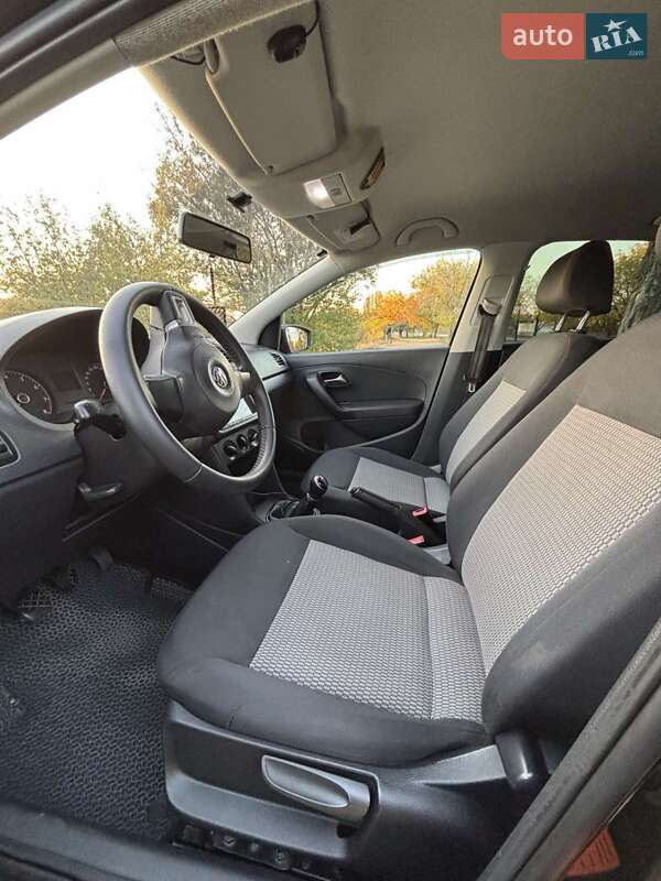Седан Volkswagen Polo 2013 в Днепре