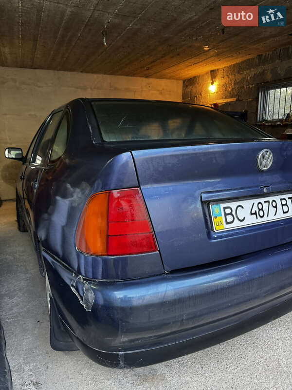 Седан Volkswagen Polo 1997 в Самборі
