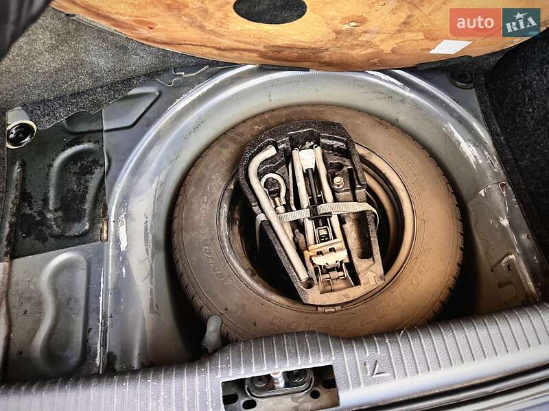 Хэтчбек Volkswagen Polo 2007 в Ровно