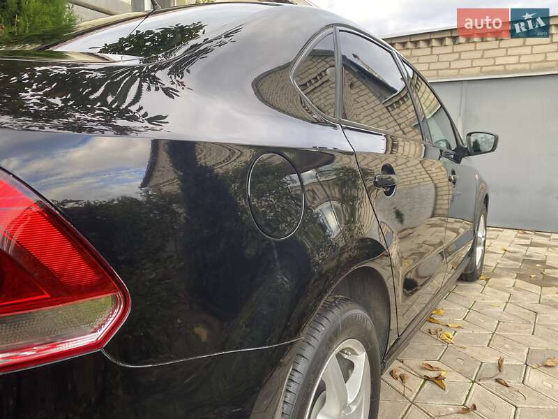 Седан Volkswagen Polo 2012 в Дружковке