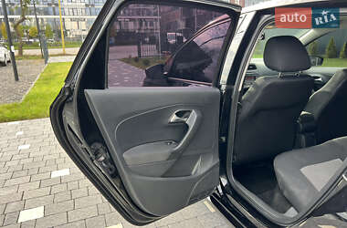 Хэтчбек Volkswagen Polo 2010 в 