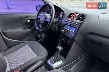 Хэтчбек Volkswagen Polo 2009 в 