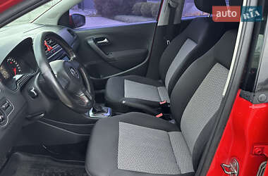 Хэтчбек Volkswagen Polo 2009 в 