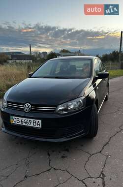 Седан Volkswagen Polo 2012 в Чернигове