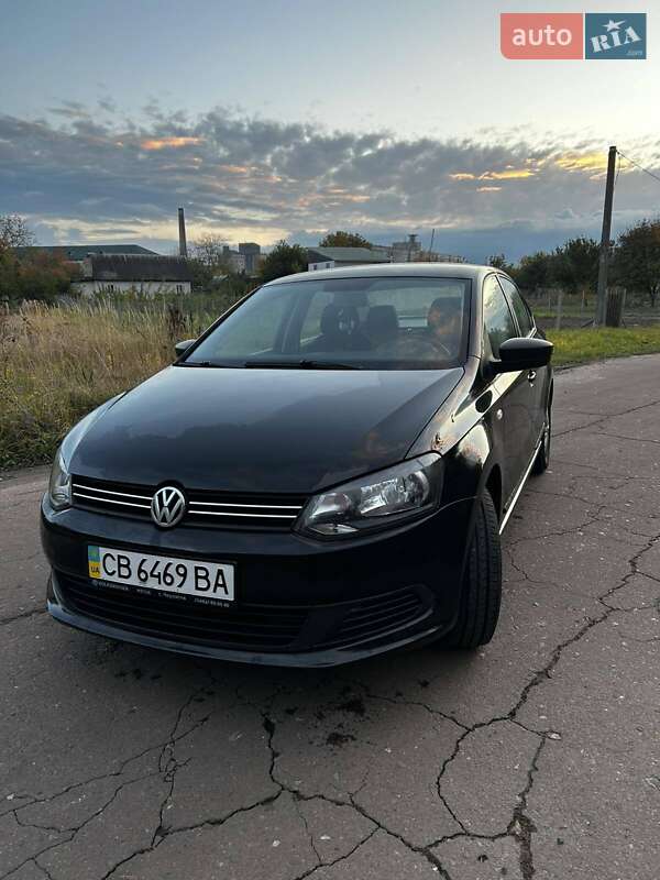 Седан Volkswagen Polo 2012 в 