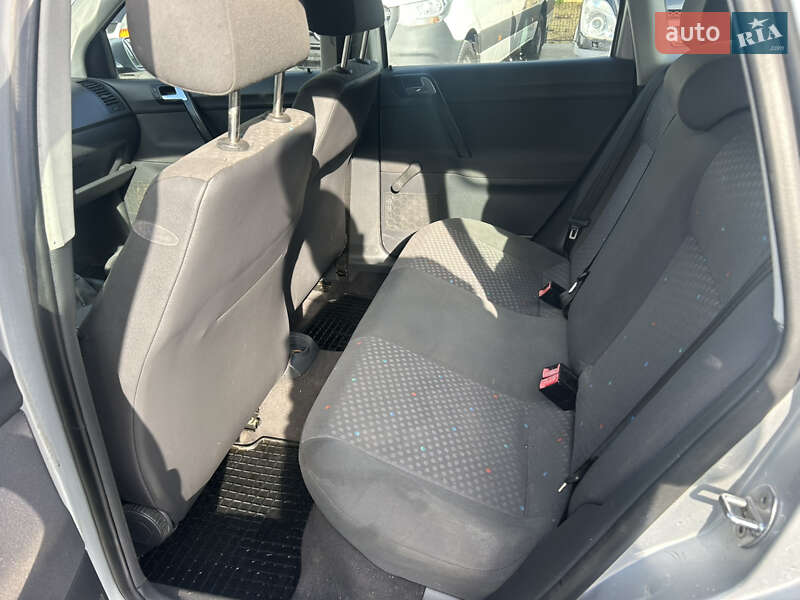 Хэтчбек Volkswagen Polo 2005 в Черновцах