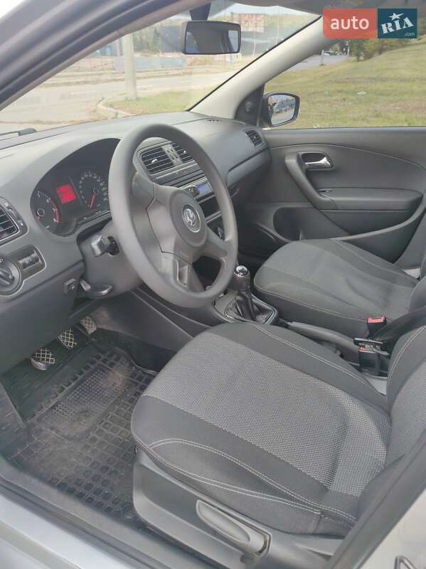 Седан Volkswagen Polo 2013 в Харькове
