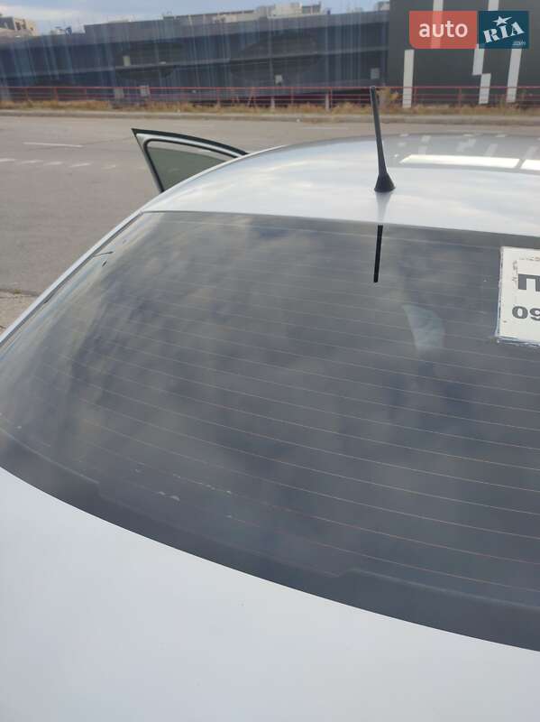 Седан Volkswagen Polo 2013 в Харькове