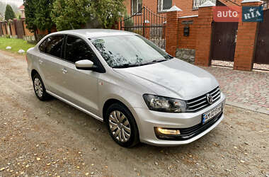 Седан Volkswagen Polo 2017 в Харькове