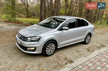 Седан Volkswagen Polo 2017 в Харкові