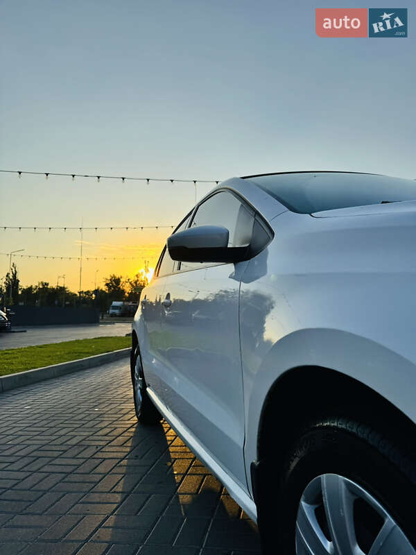 Хэтчбек Volkswagen Polo 2013 в Днепре