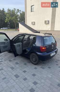 Хэтчбек Volkswagen Polo 2000 в 