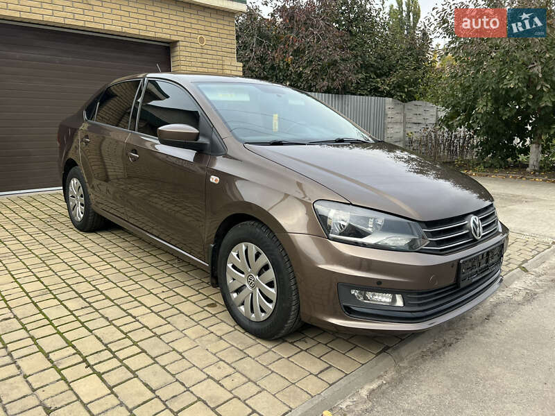 Volkswagen Polo 2016