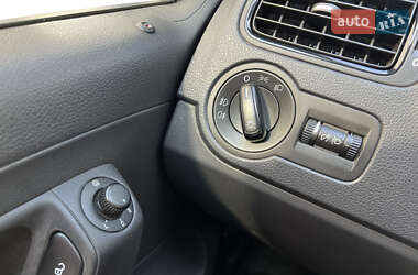 Хетчбек Volkswagen Polo 2012 в  фото 14 Хетчбек Volkswagen Polo 2012 в