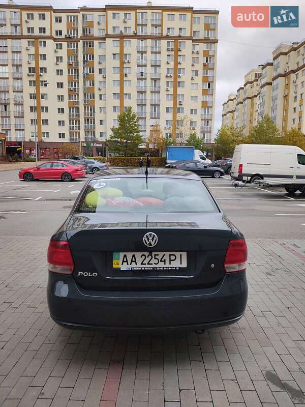 Седан Volkswagen Polo 2013 в Києві фото 8 Седан Volkswagen Polo 2013 в Києві